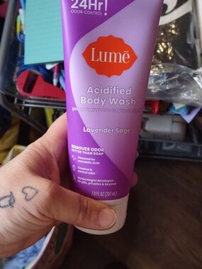 Lume bodywash